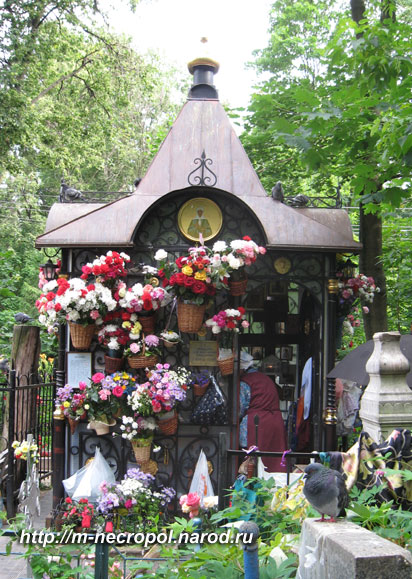 часовня на могиле блаженной Матроны, фото Двамала, 2008 г.
